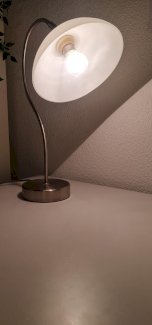 Tischleuchte mit touchdimmer occasion - Gratisinserat.ch