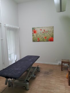 Raum Massage Osteopathie Coaching evt Büro Untermiete - Gratisinserat.ch