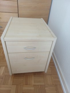 Praktisches Roll-Büromöbeli hell, guter Zustand! - Gratisinserat.ch