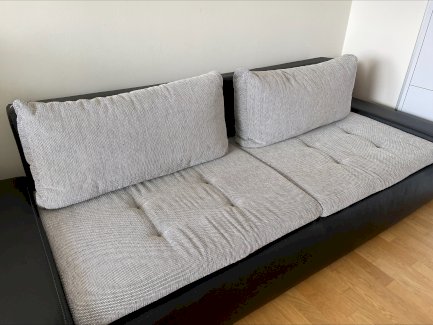Schönes Bettsofa