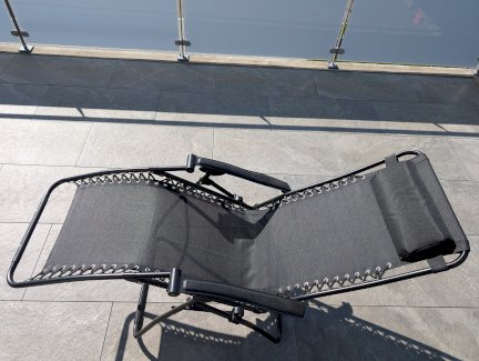 Liegestuhl verstellbar