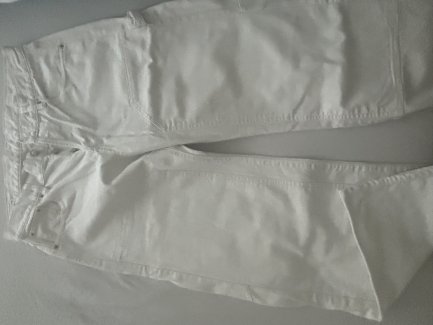 Gratis abzugeben Markenjeans - Gratisinserat.ch