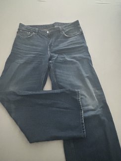 Gratis abzugeben Markenjeans - Gratisinserat.ch