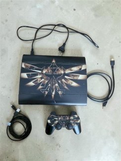 🎮 PlayStation 3 Super Slim 500GB Zelda Edition Optik, DualShock3 Original-Controller + 7 Spiele - Gratisinserat.ch