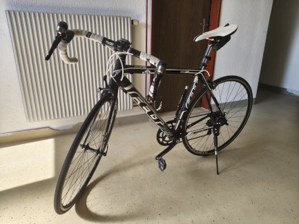 Rennvelo nur selten verwendet - Gratisinserat.ch