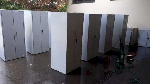 Lista Stahlschränke & andere Modelle Sondertiefe div Stück - Gratisinserat.ch