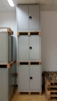 Lista Stahlschränke & andere Modelle Sondertiefe div Stück