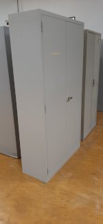 Bigla Metallschrank B 100 T 40 H 190cm - Gratisinserat.ch