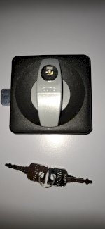 Schloss für Metallschrank neu von Burg - Gratisinserat.ch