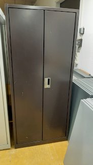 Lista Metallschrank braun 80x65x183cm B/T/H - Gratisinserat.ch