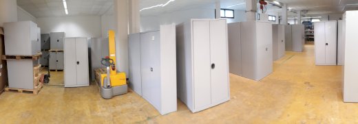 Lista Stahlschränke & andere Modelle Sondertiefe div Stück