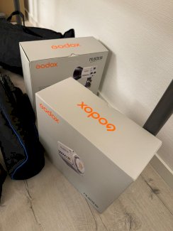 2x Godox ML60 II Bi