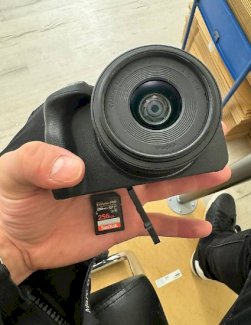 Canonn EOS R50 + RF-S 18-45mm +Speicherkarte+zusätzlich Akku - Gratisinserat.ch