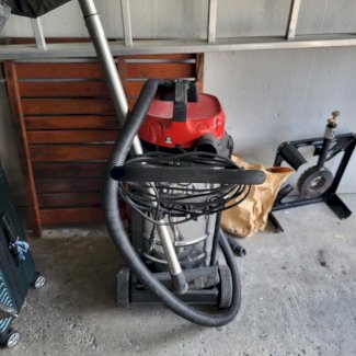 Einhell Nass-Trockensauger TE-VC 2230 SA 30L Edelstahl - Gratisinserat.ch